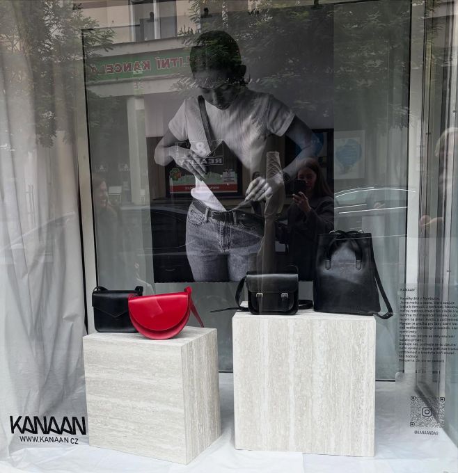 Na chvíli ♥️ na měsíc.